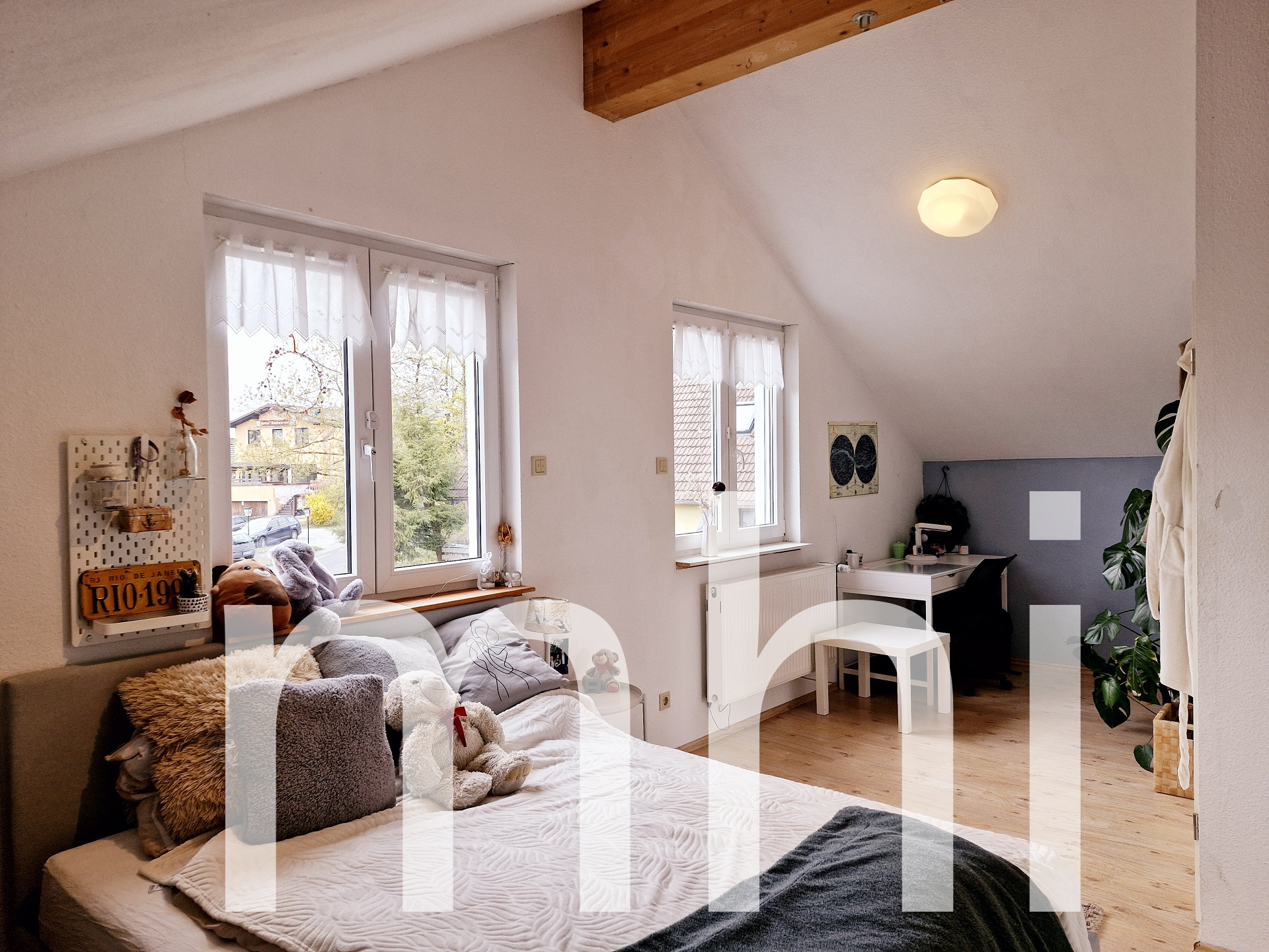 Schlafzimmer 4