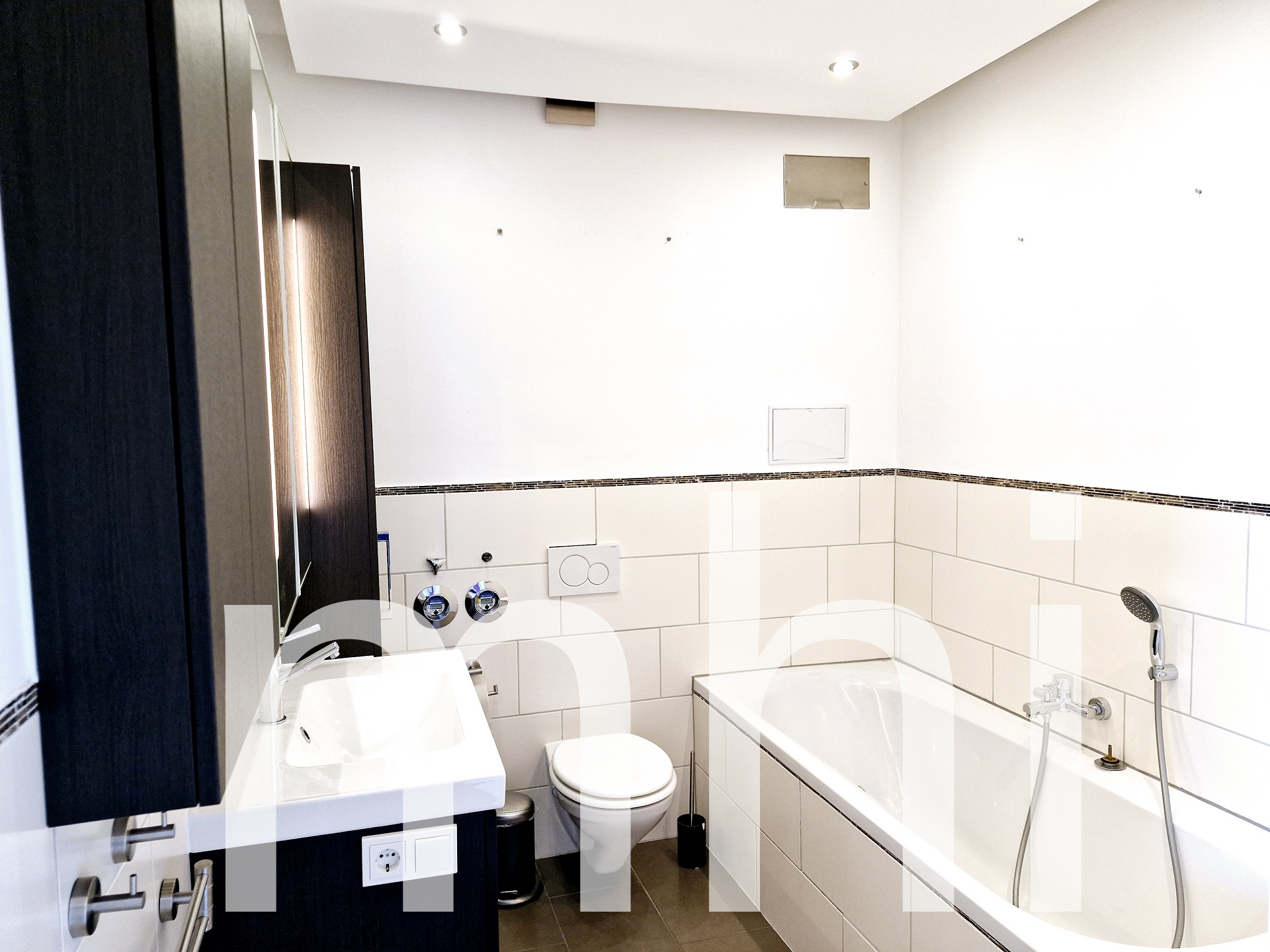 Badezimmer mit Wanne