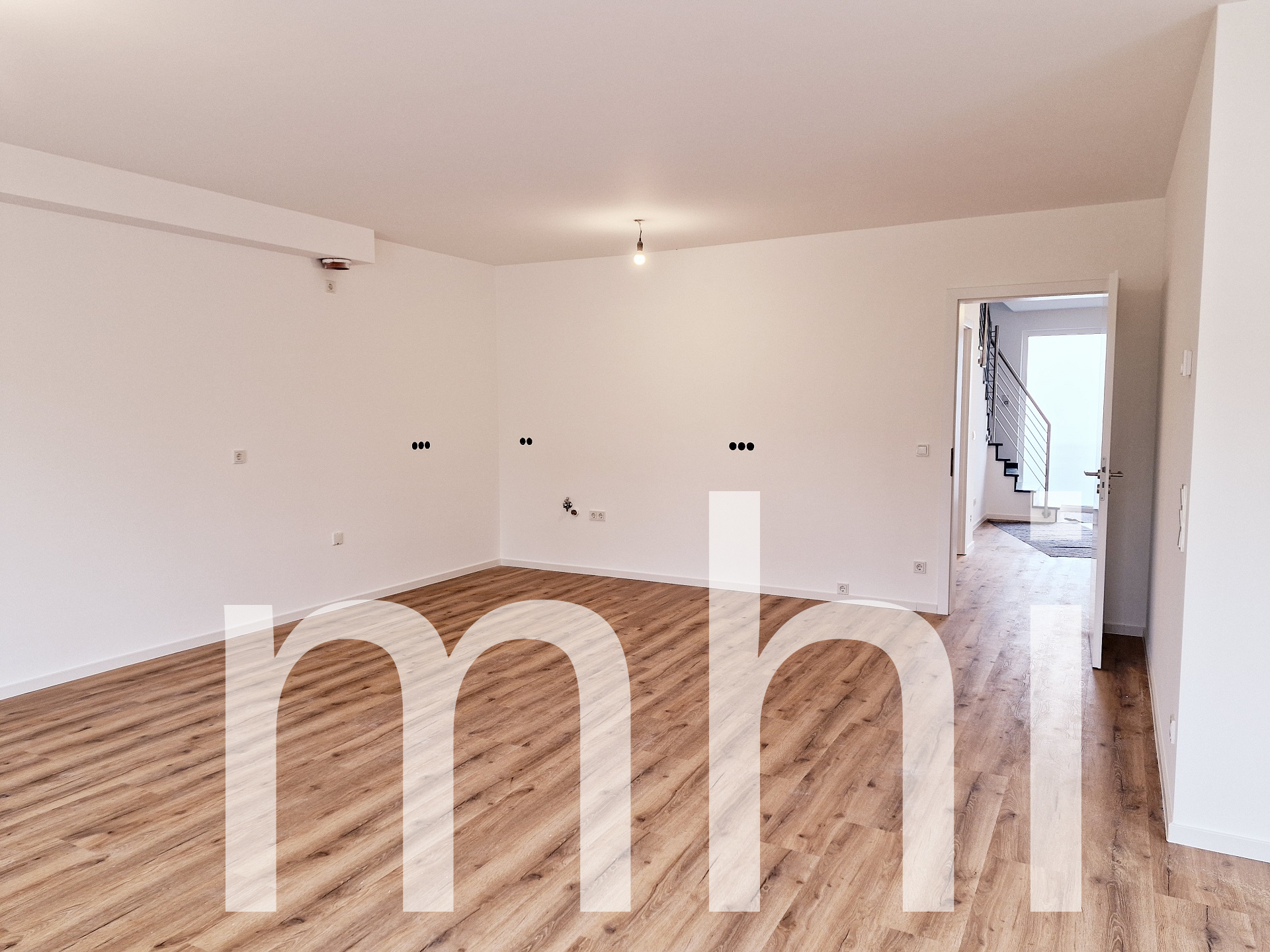 Wohn.-/ Esszimmer mit Küchenbereich