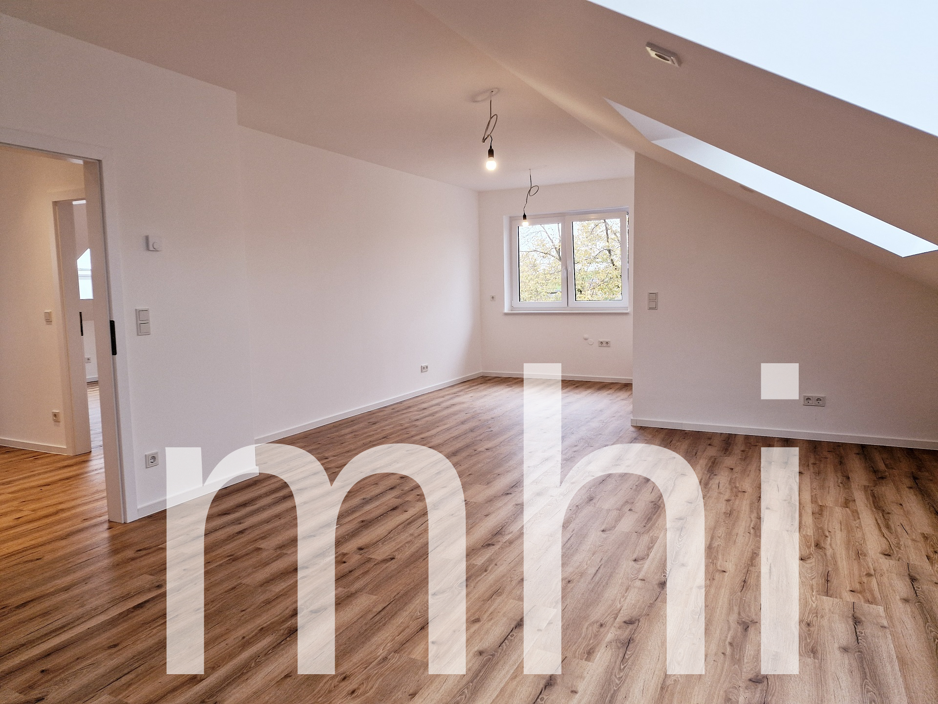Schlafzimmer groß DG