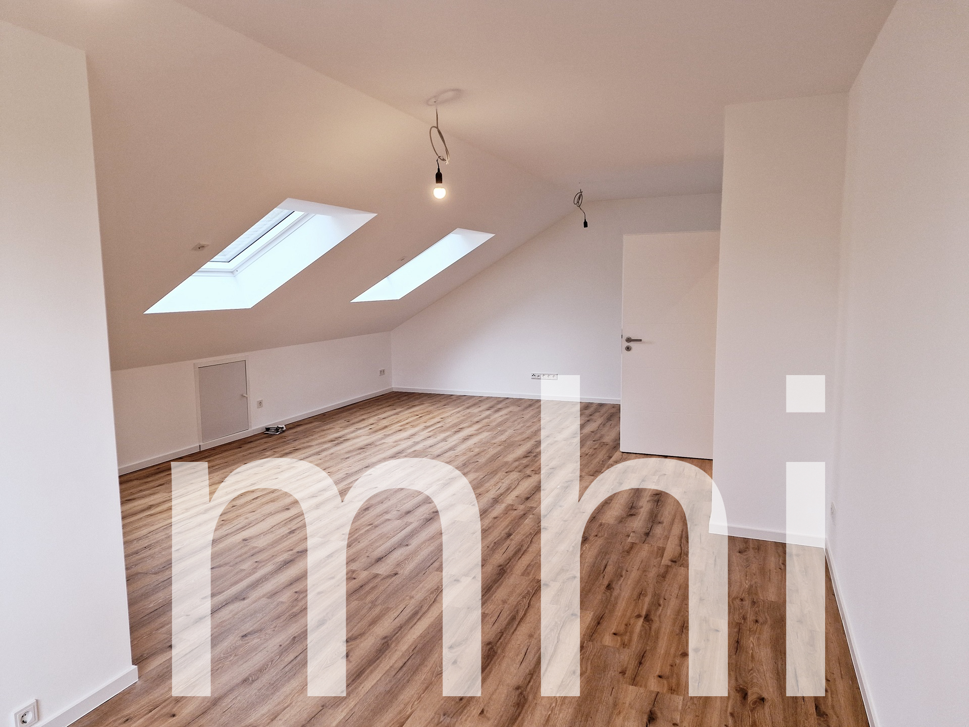 Schlafzimmer groß DG