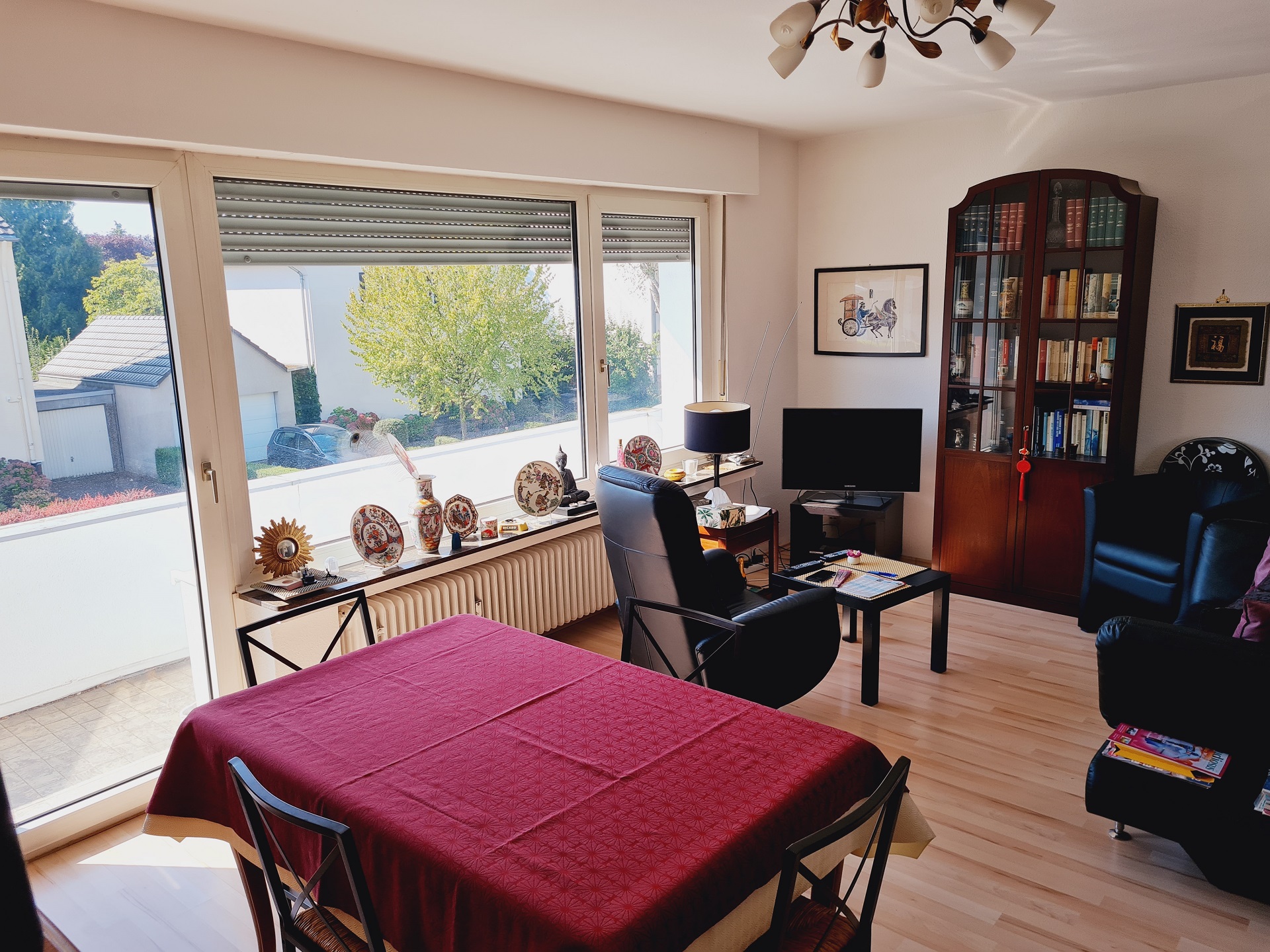 Wohnzimmer- / Esszimmer